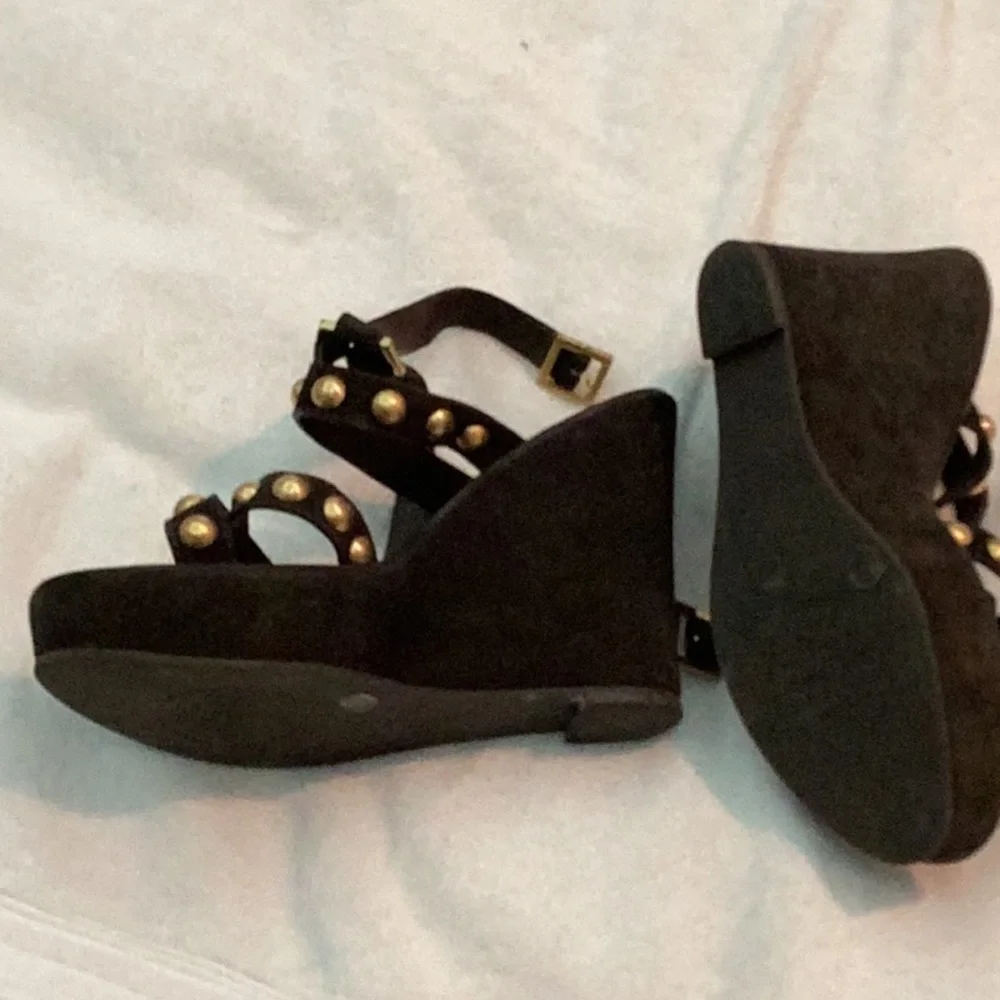 Barely worn - Picture 3 of 3